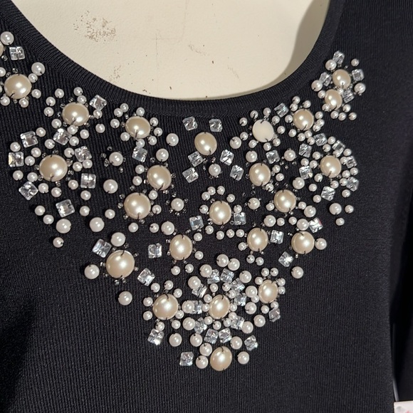 Breaded top,XL, Black w/ simulated, pearl, and rhinestone NEW TAGS - Picture 3 of 6